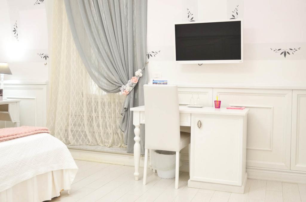 Domus Rosa Bed & Breakfast Naples Room photo