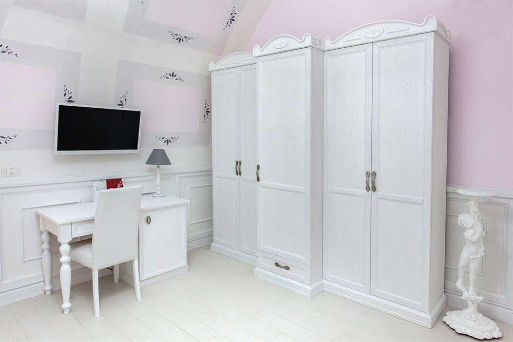 Domus Rosa Bed & Breakfast Naples Exterior photo