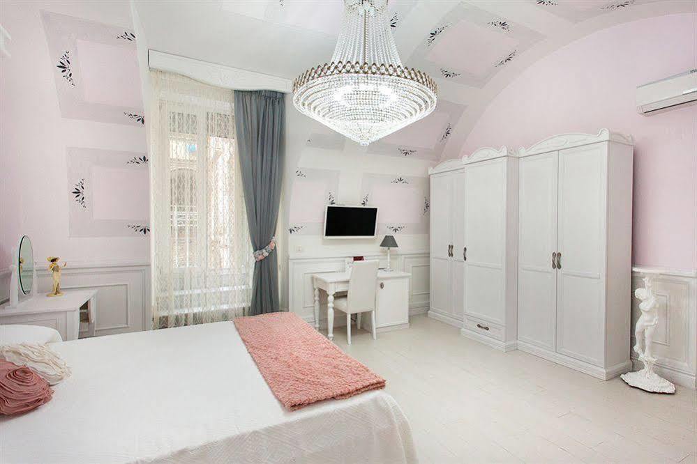 Domus Rosa Bed & Breakfast Naples Exterior photo